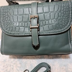 New cute hunter Green purse